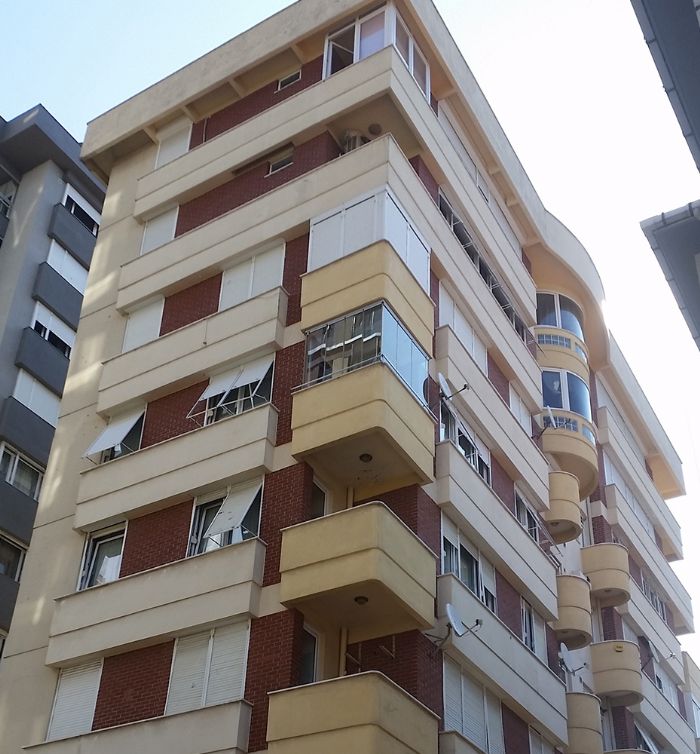 Caddebostan Lale Apartmanı